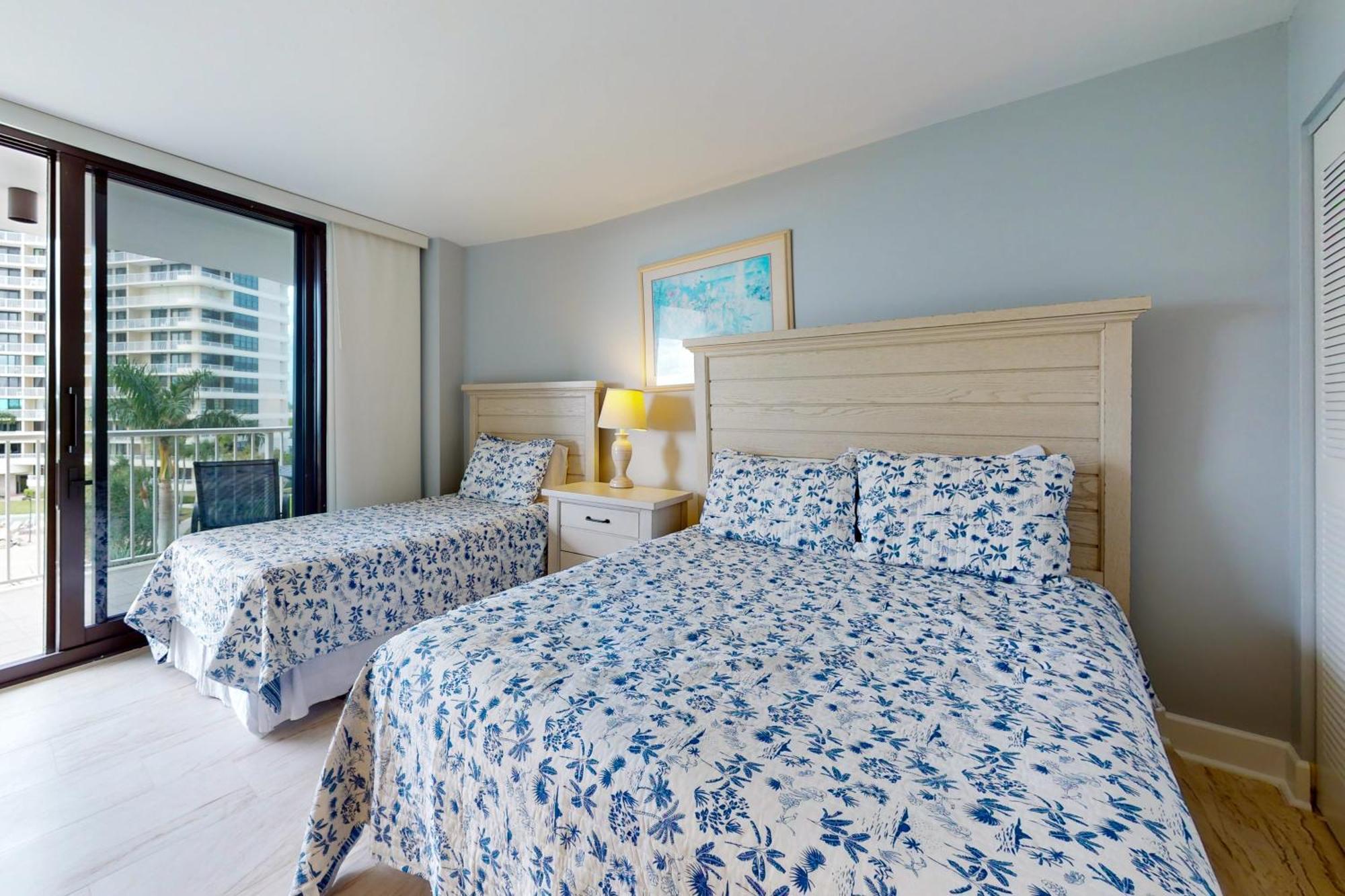 Crystal Waves Apartment Марко Айлънд Екстериор снимка