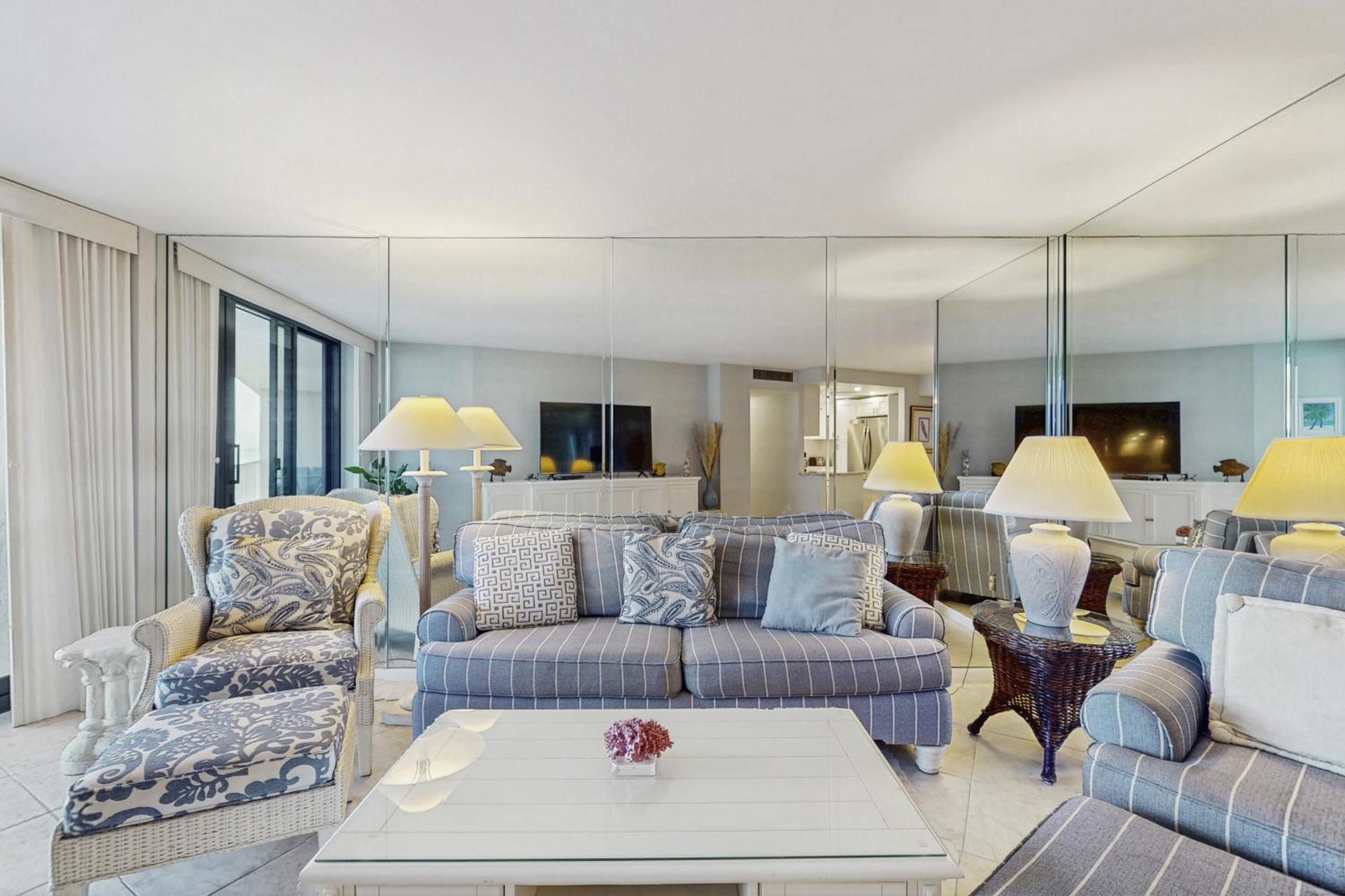 Crystal Waves Apartment Марко Айлънд Екстериор снимка